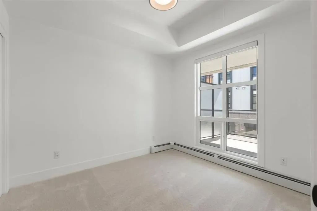 4270 Norford Avenue NW, #1204