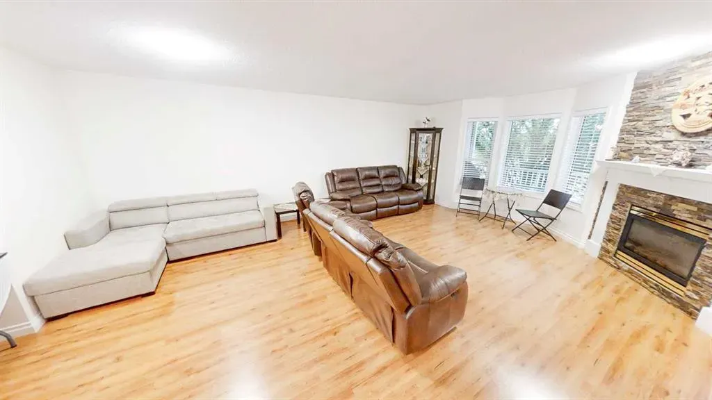 305 Sierra Morena Green SW