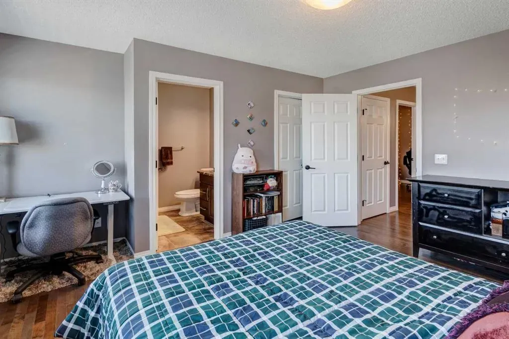 157 Windstone Avenue SW