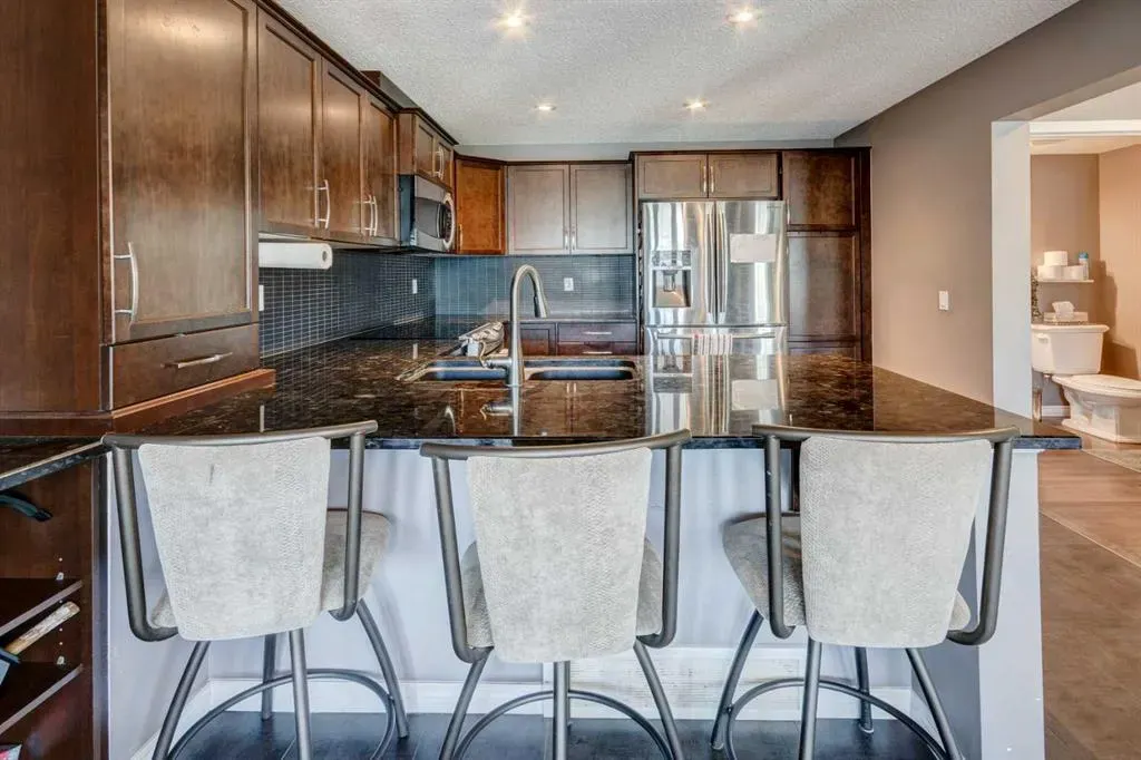 157 Windstone Avenue SW
