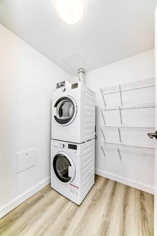 123 4 Street NE, #814