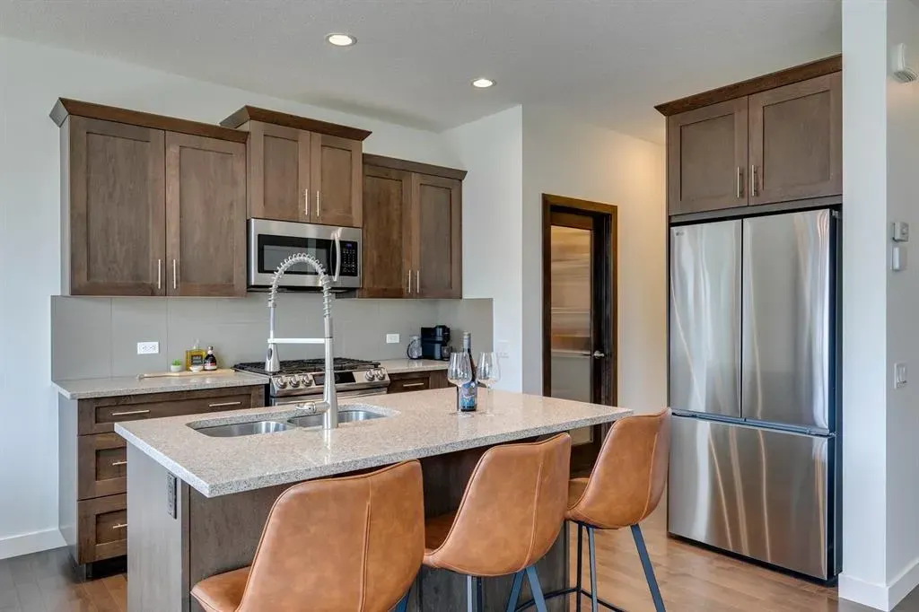 270 Legacy Heights SE