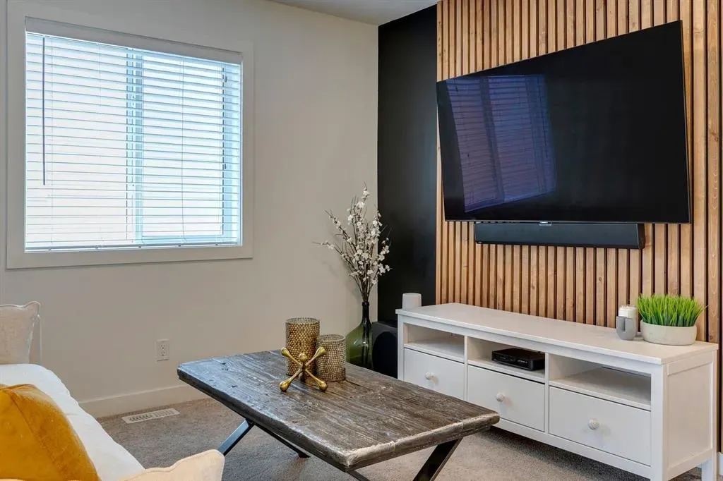 270 Legacy Heights SE