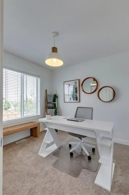 270 Legacy Heights SE