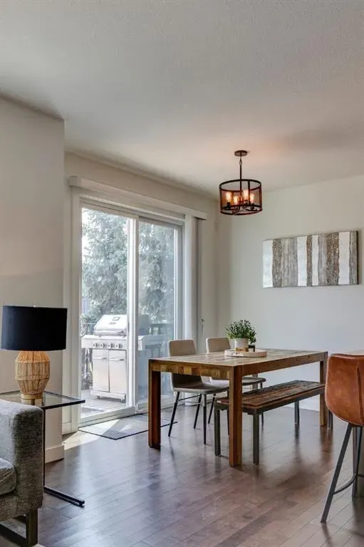 270 Legacy Heights SE