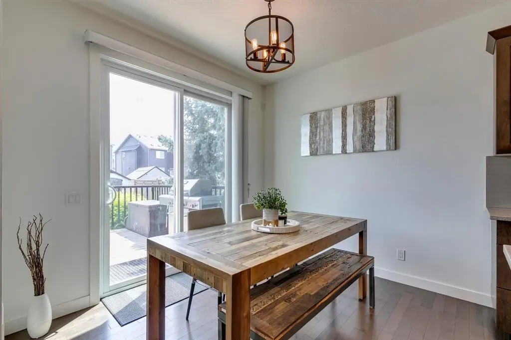 270 Legacy Heights SE