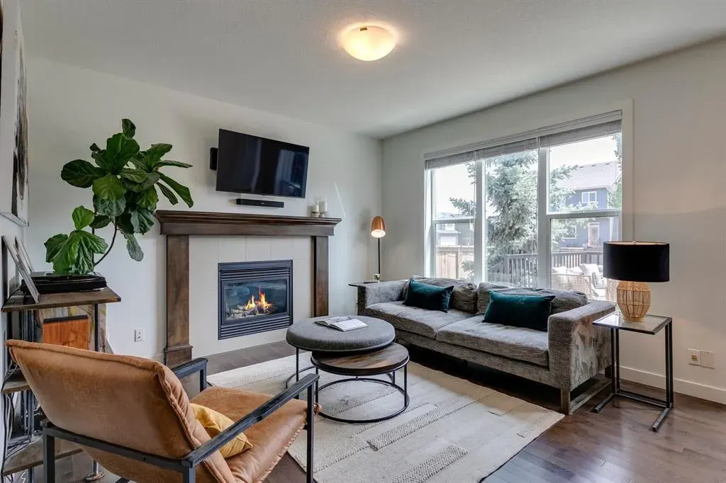 270 Legacy Heights SE