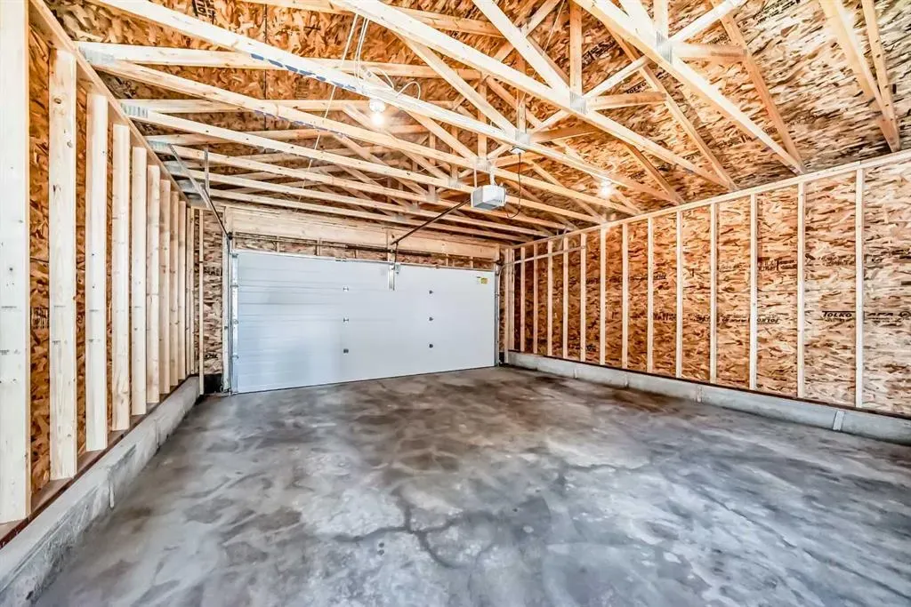 221 Midgrove Mews SW