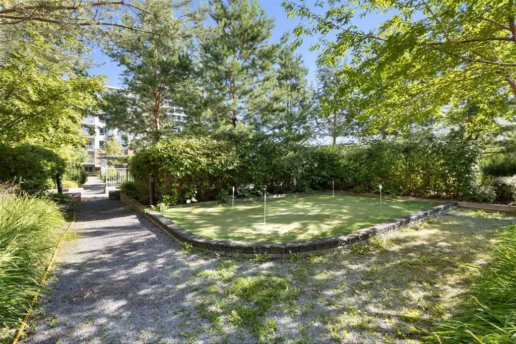 38 9 Street NE, #416