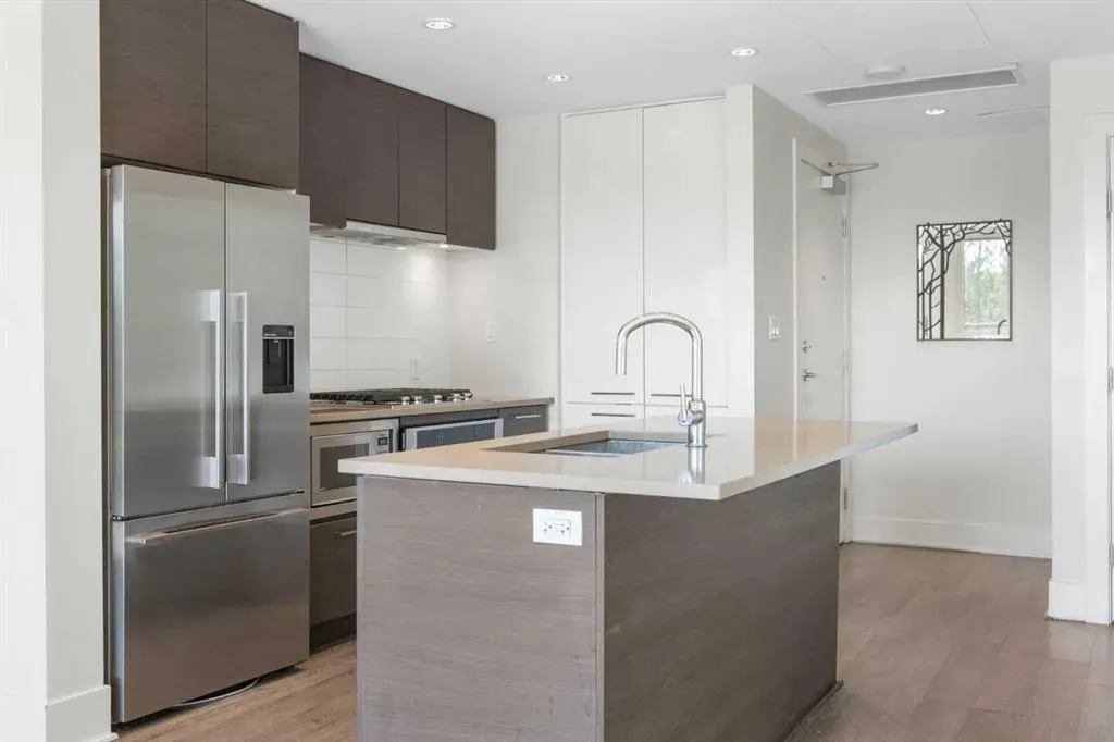 38 9 Street NE, #416