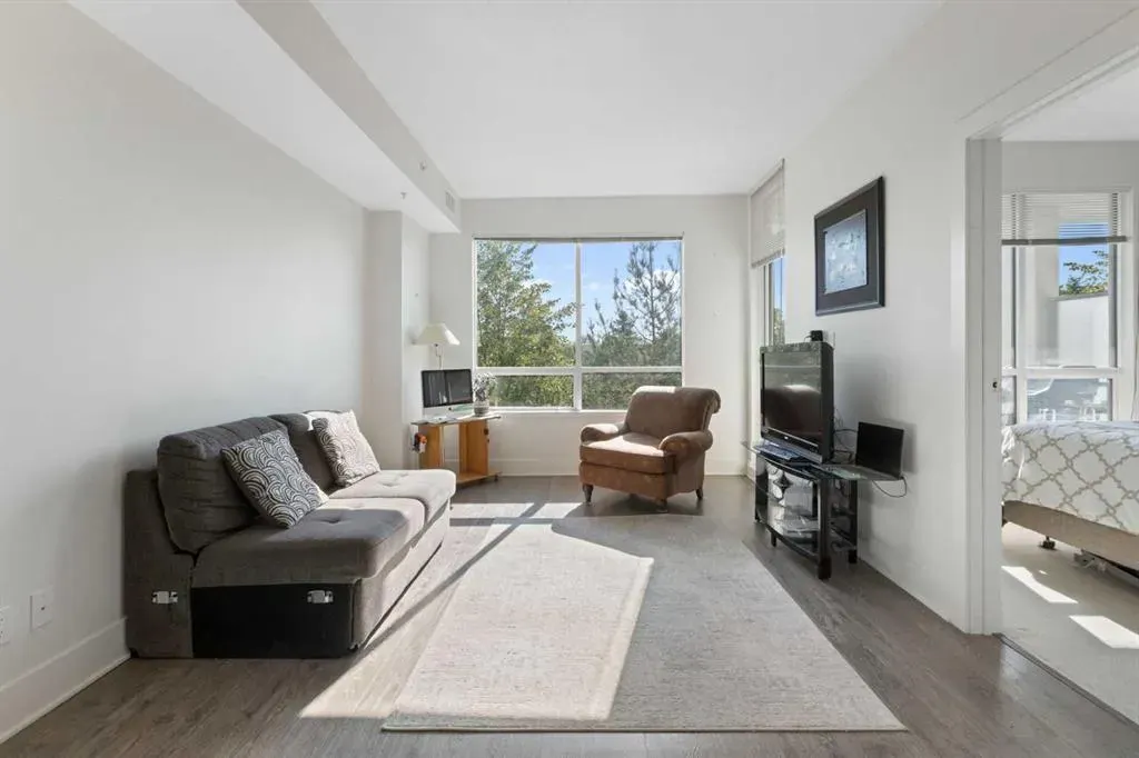 38 9 Street NE, #416