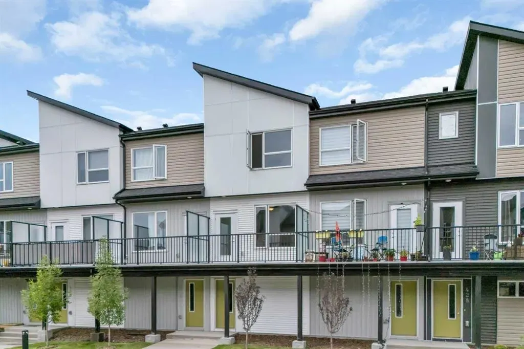 301 Redstone Boulevard NE, #432