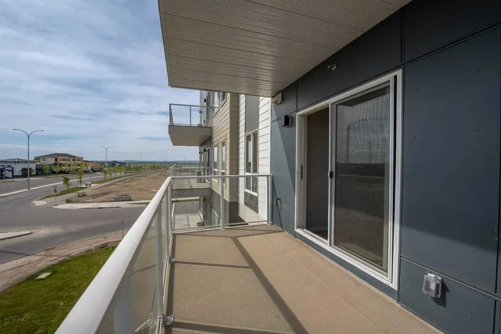 220 Seton Grove SE, #1209