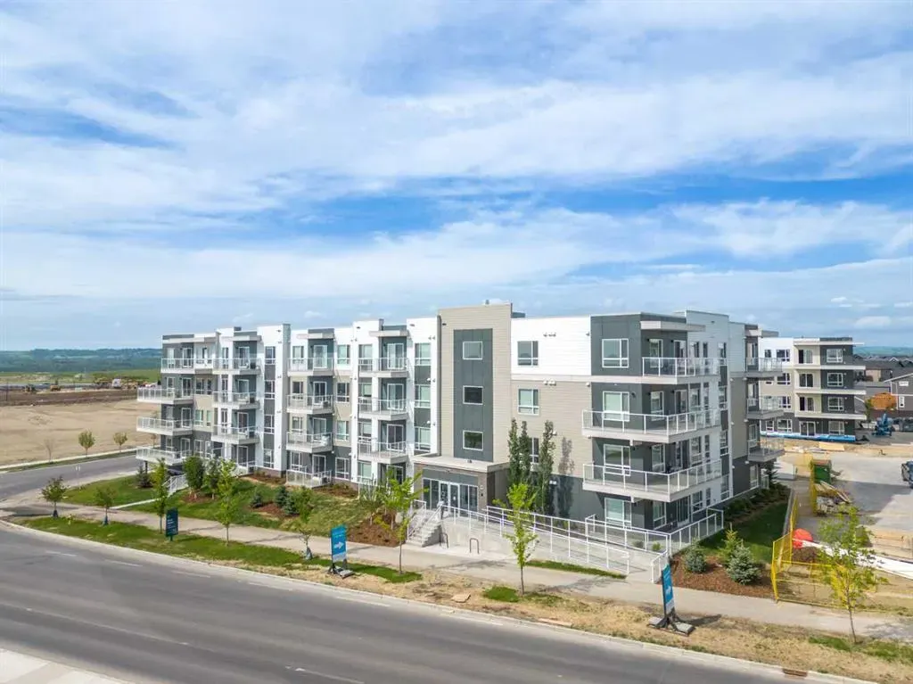 220 Seton Grove SE, #1209