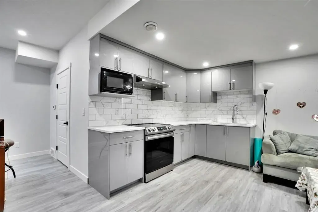 20 Cornerstone Link NE
