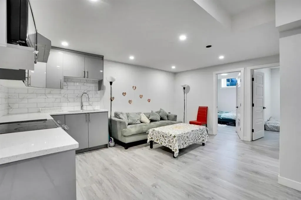20 Cornerstone Link NE