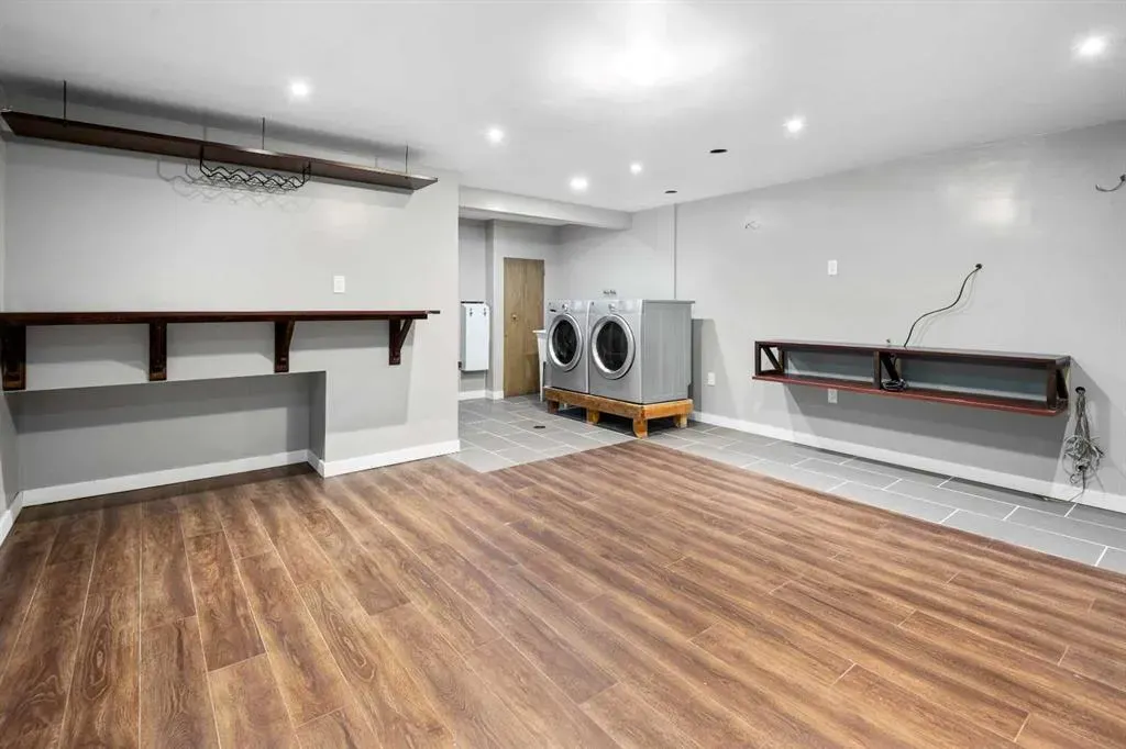 5520 1 Avenue SE, #1