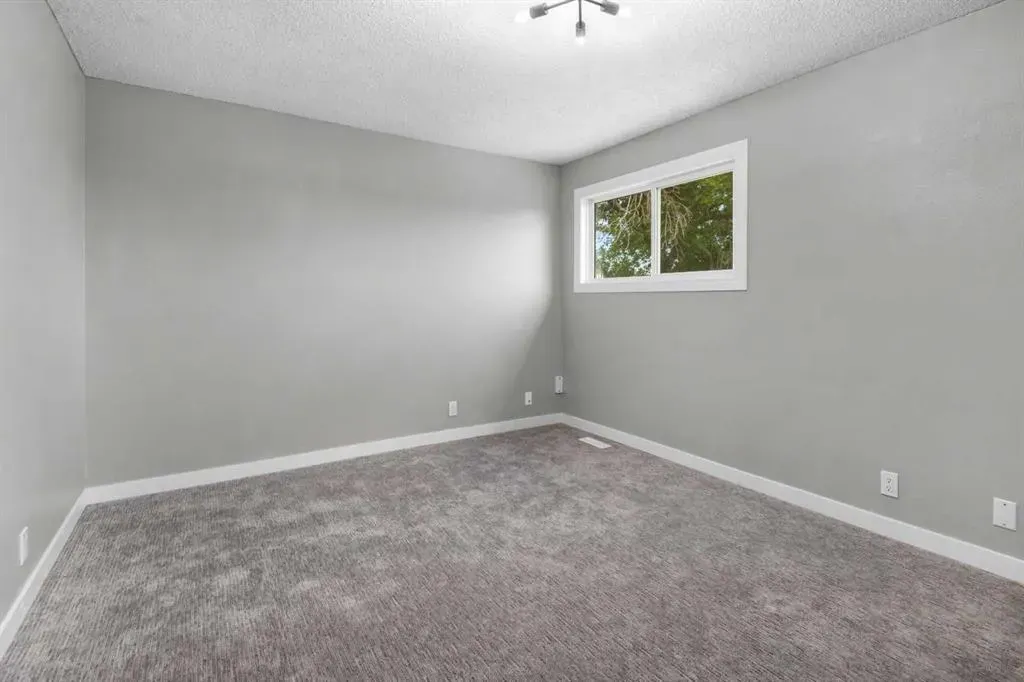5520 1 Avenue SE, #1