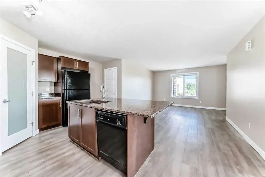 2781 Chinook Winds Drive SW, #5101