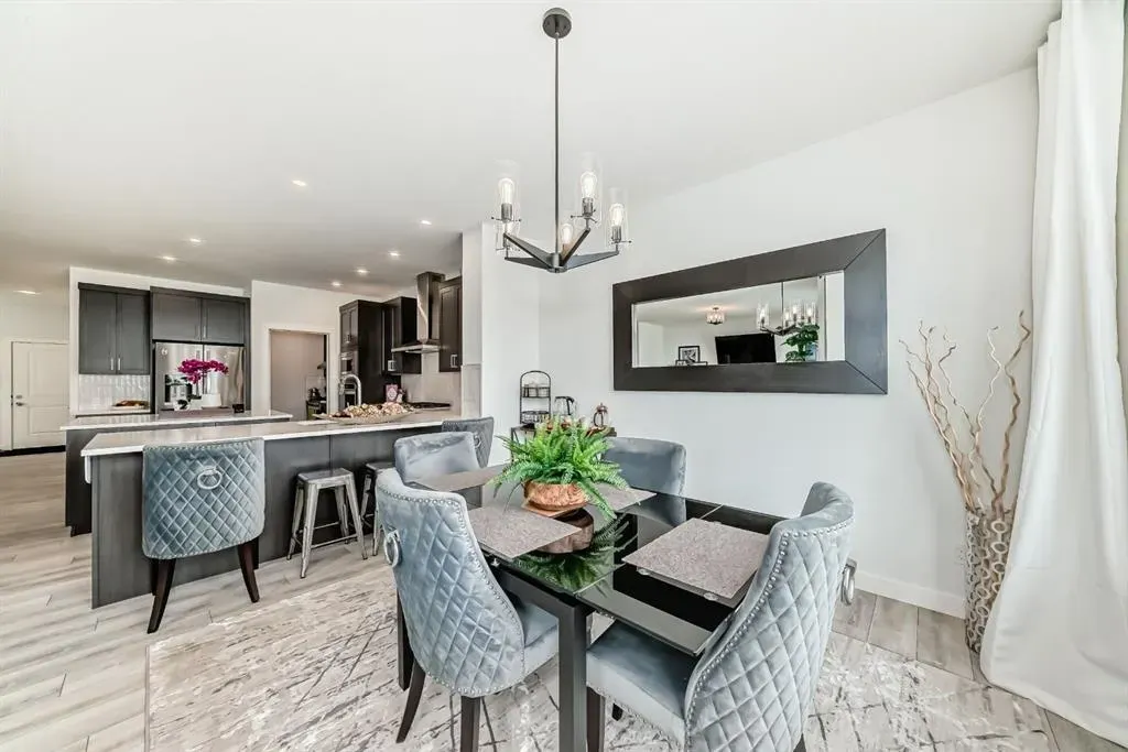 171 Red Sky Crescent NE
