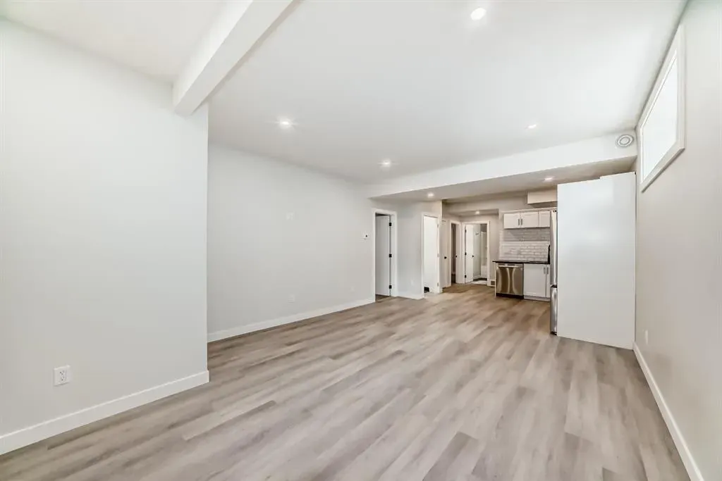 171 Red Sky Crescent NE