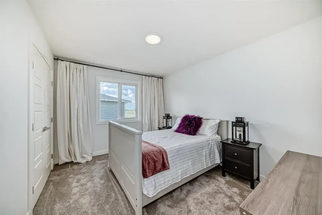 171 Red Sky Crescent NE