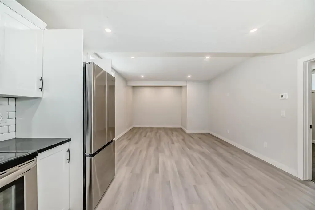 171 Red Sky Crescent NE