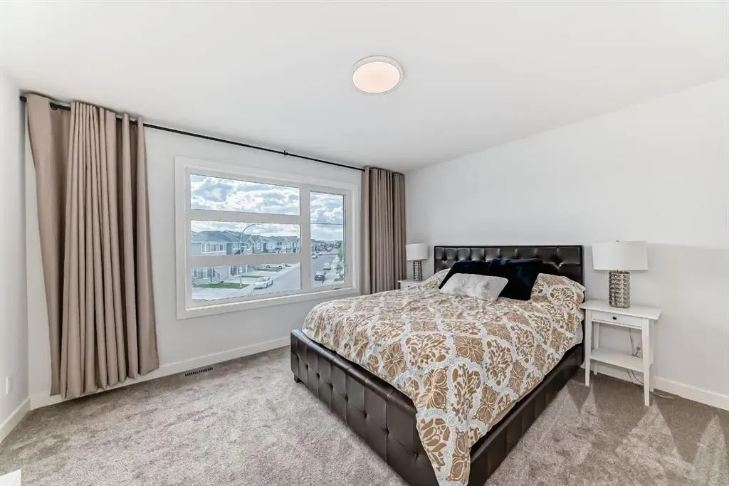 171 Red Sky Crescent NE