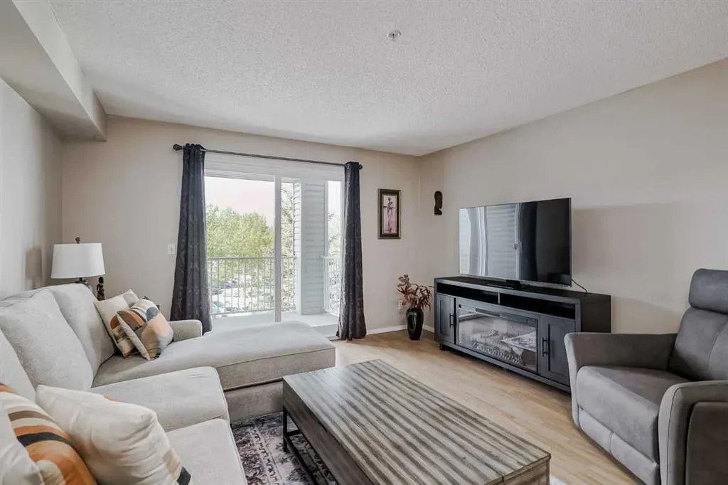 604 8 Street SW, #4310