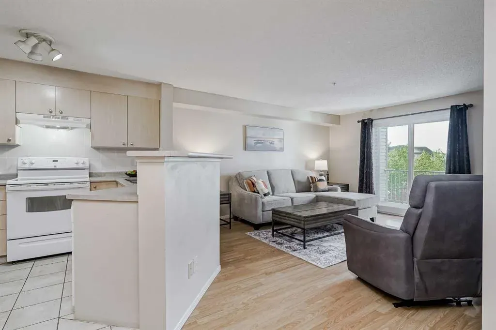 604 8 Street SW, #4310
