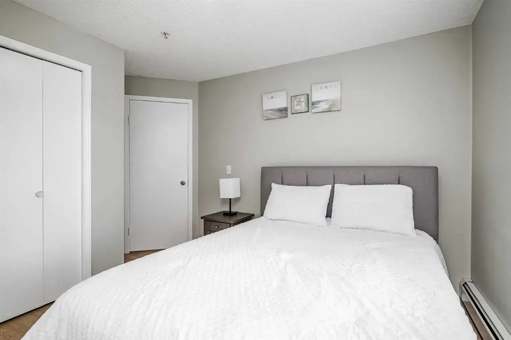 604 8 Street SW, #4310
