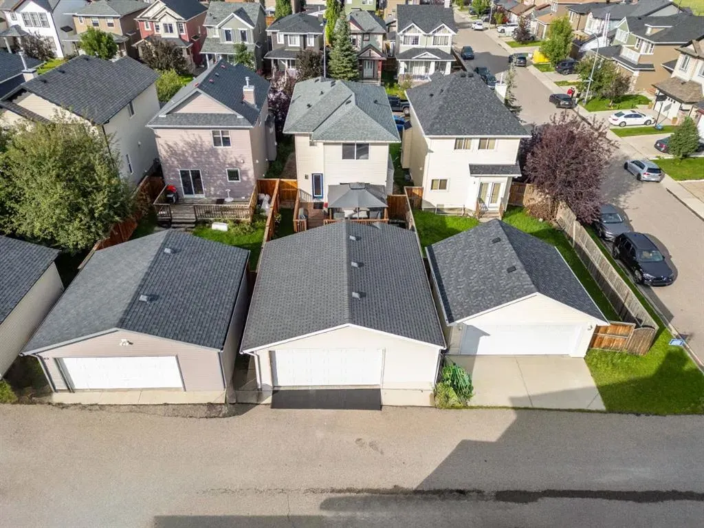67 Evansford Circle NW
