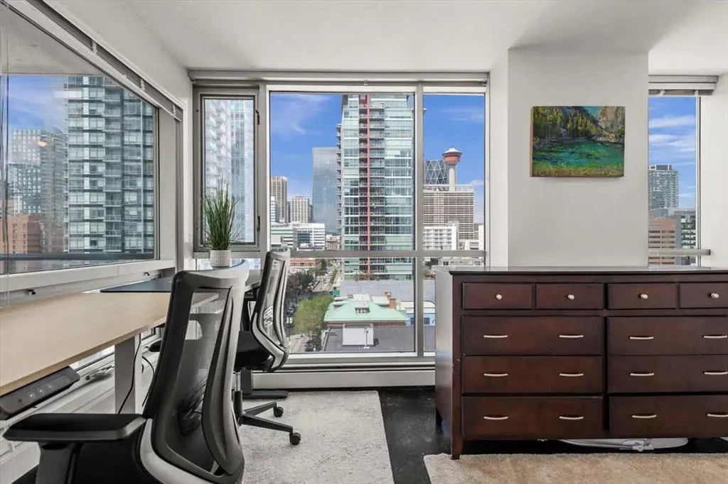 188 15 Avenue SW, #909