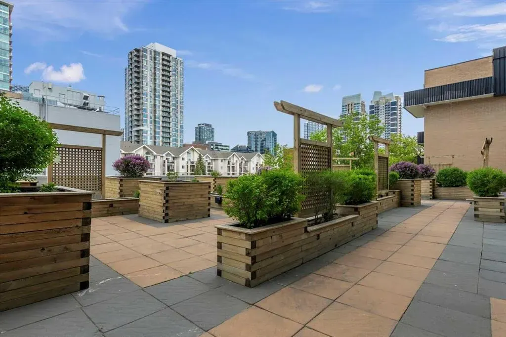 188 15 Avenue SW, #909