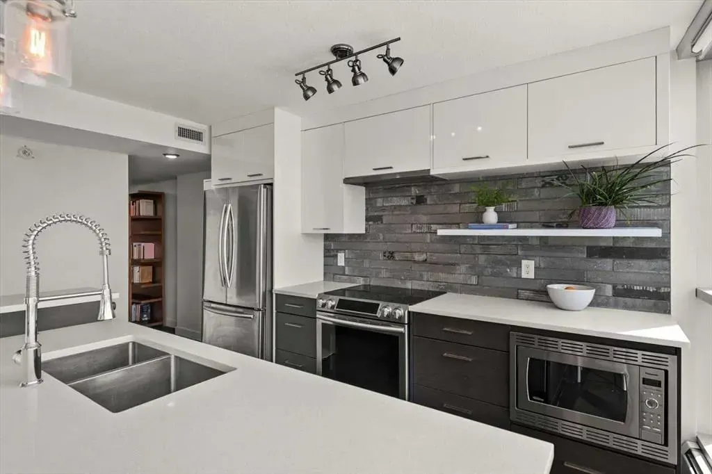 188 15 Avenue SW, #909