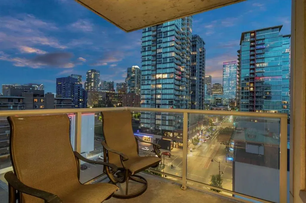 188 15 Avenue SW, #909