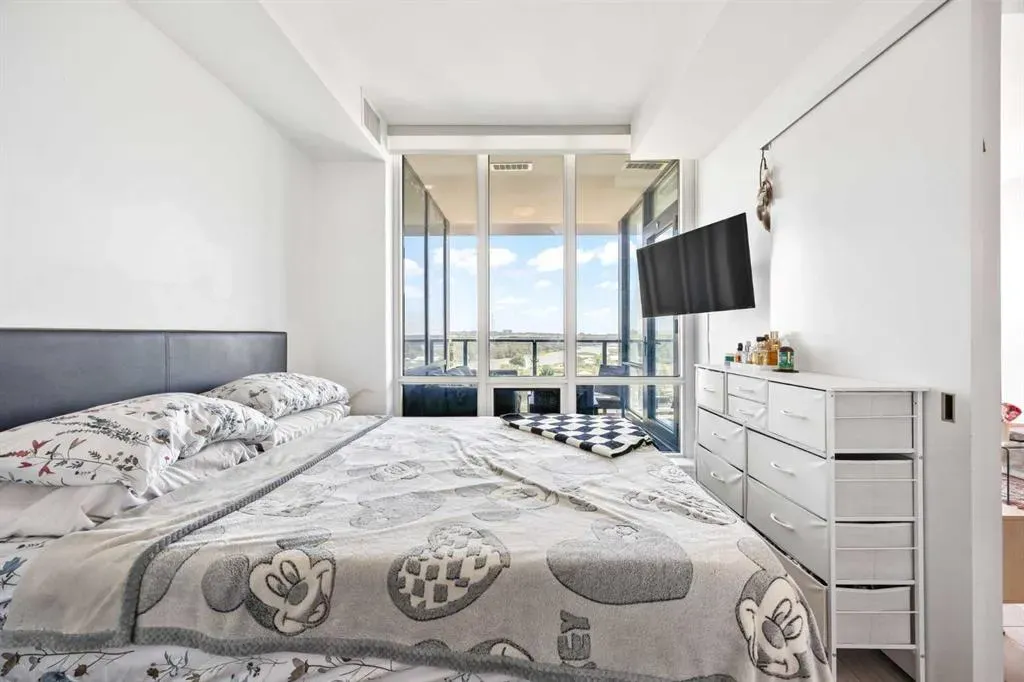 615 6 Avenue SE, #808