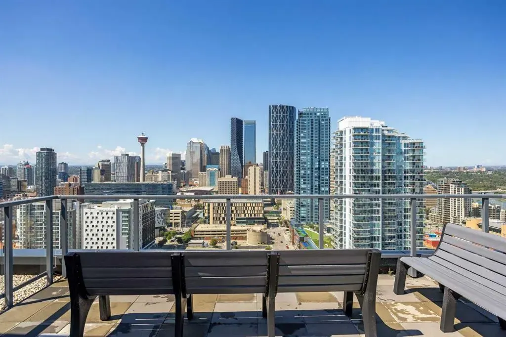 615 6 Avenue SE, #808
