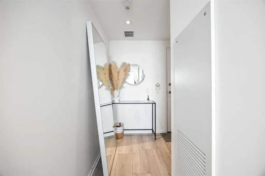 615 6 Avenue SE, #808