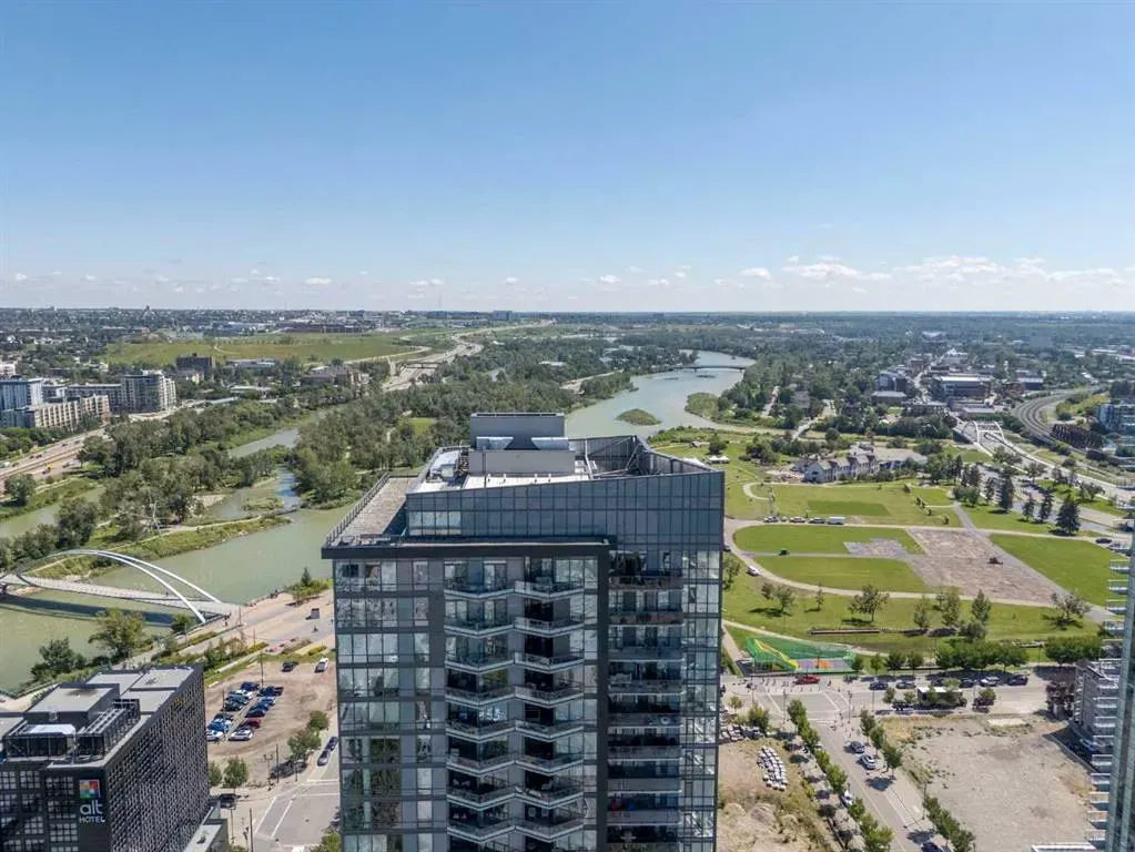 615 6 Avenue SE, #808