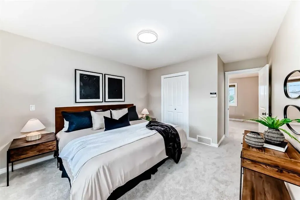 100 Coopers Common SW, #105