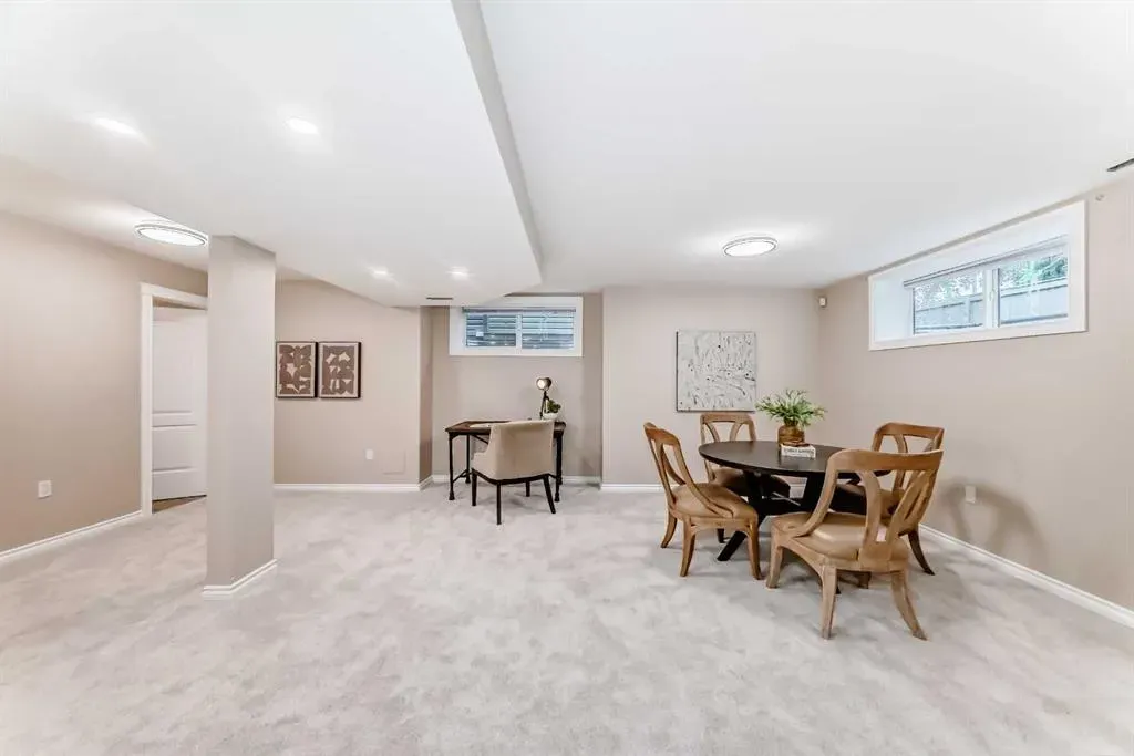 100 Coopers Common SW, #105