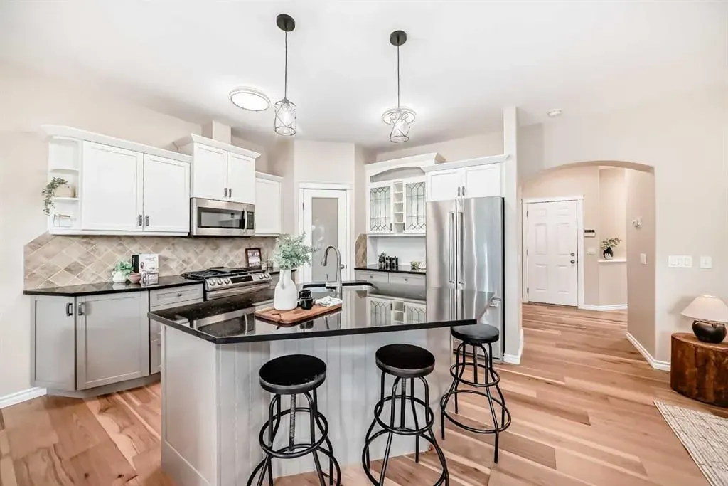 100 Coopers Common SW, #105
