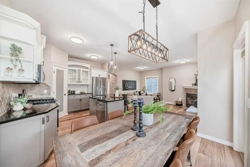 100 Coopers Common SW, #105