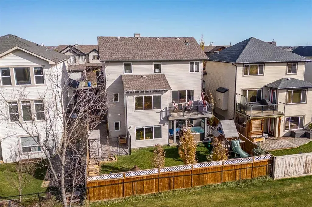507 Westmount Close