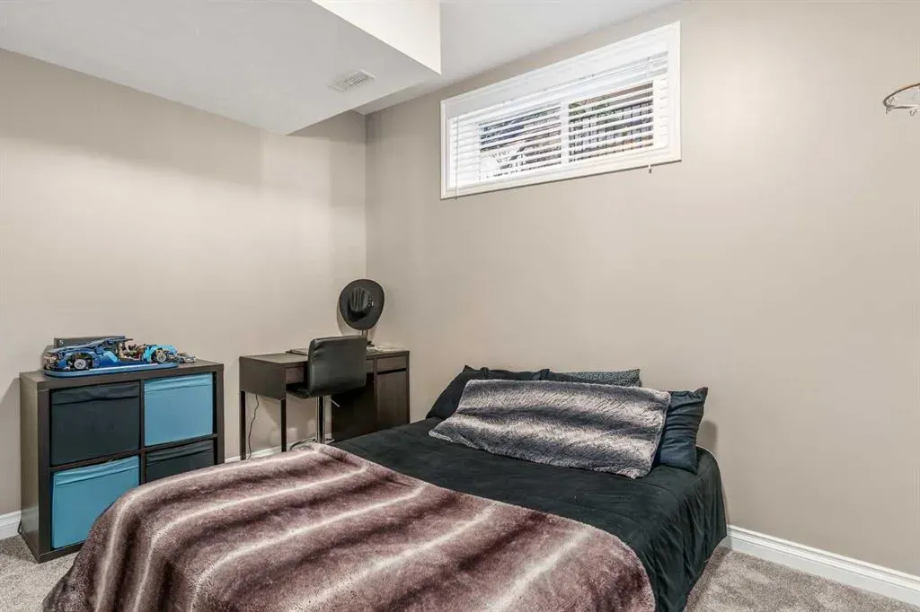 507 Westmount Close