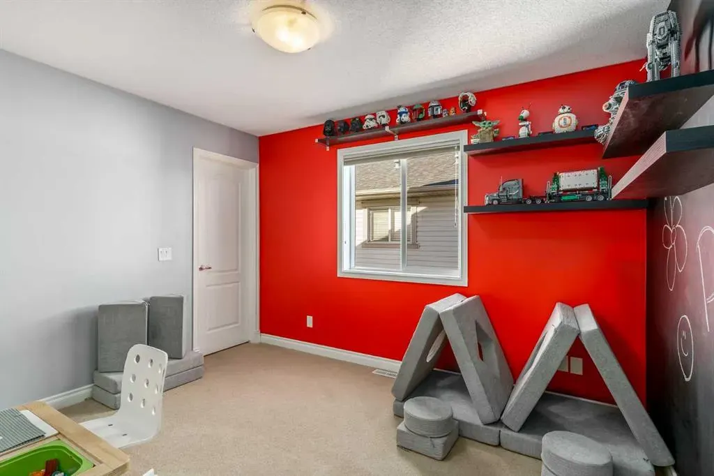 507 Westmount Close
