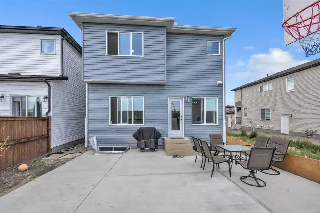 148 Cornerbrook Road NE