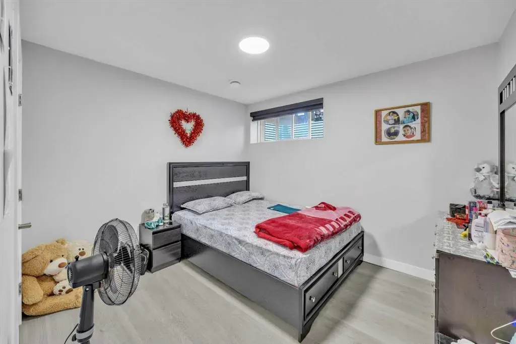 148 Cornerbrook Road NE