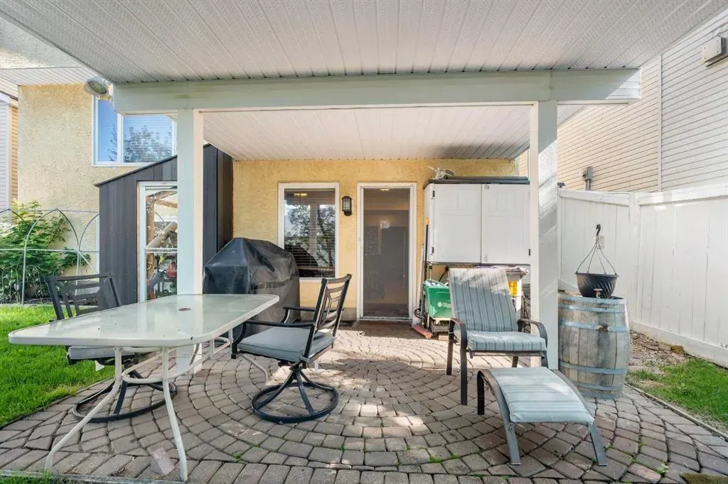 113 Sierra Vista Terrace SW